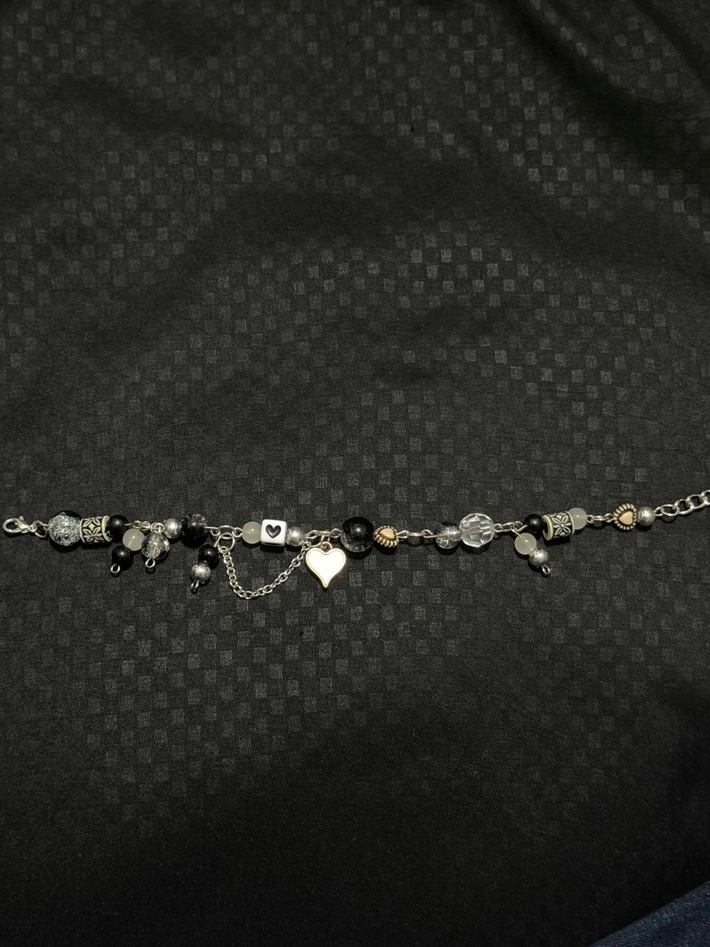Val love chain