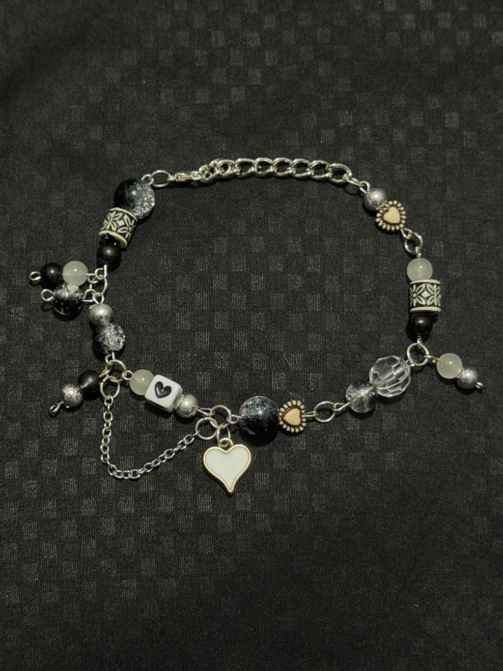 Val love chain