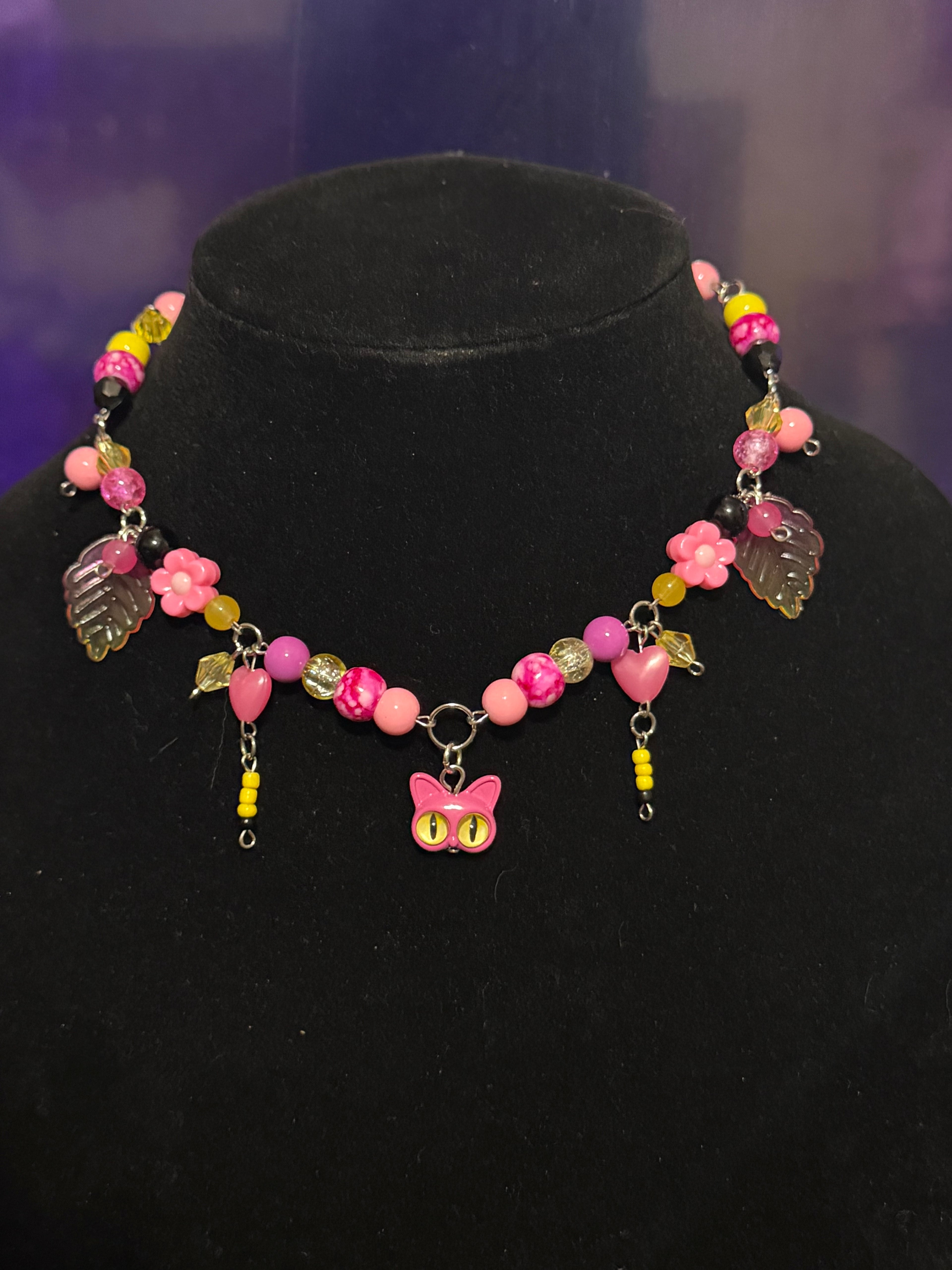 Pinky cat-ature necklace